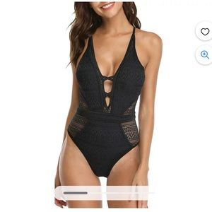Charmo Crochet One Piece Swimsuits for Women Sexy V-Neck Bathing Suit